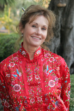 Lori Saunders
