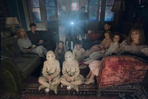 Miss Peregrine's Home for Peculiar Children cast photo