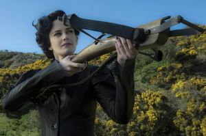 Miss Peregrine's Home for Peculiar Children cast photo