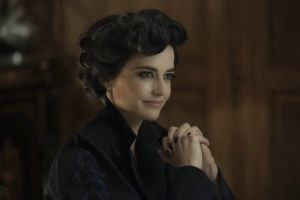 Miss Peregrine's Home for Peculiar Children cast photo