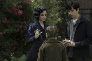 Miss Peregrine's Home for Peculiar Children cast photo