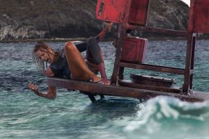 The Shallows cast photo