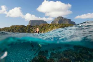 The Shallows cast photo