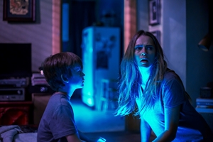 Lights Out cast photo