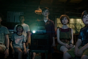 It cast photo