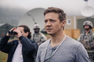 Arrival cast photo