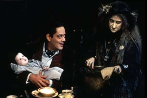 Still 0 for The Addams Family (1991)