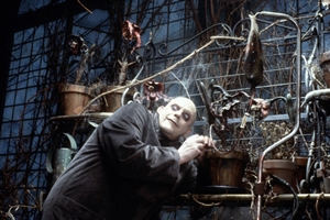 Still 3 for The Addams Family (1991)