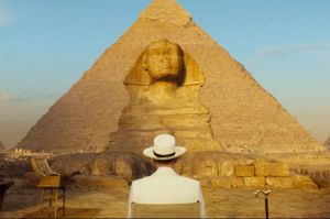 Still 3 for Death on the Nile