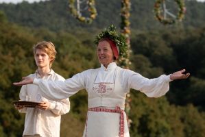 Midsommar Still 1