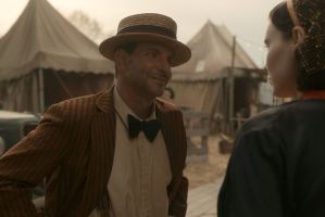 Still 6 for Nightmare Alley