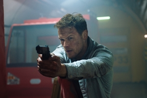 Still 4 for SAS: Red Notice