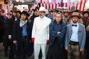 Still 6 for Prisoners of the Ghostland