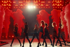 Still 2 for TAYLOR SWIFT: THE ERAS TOUR