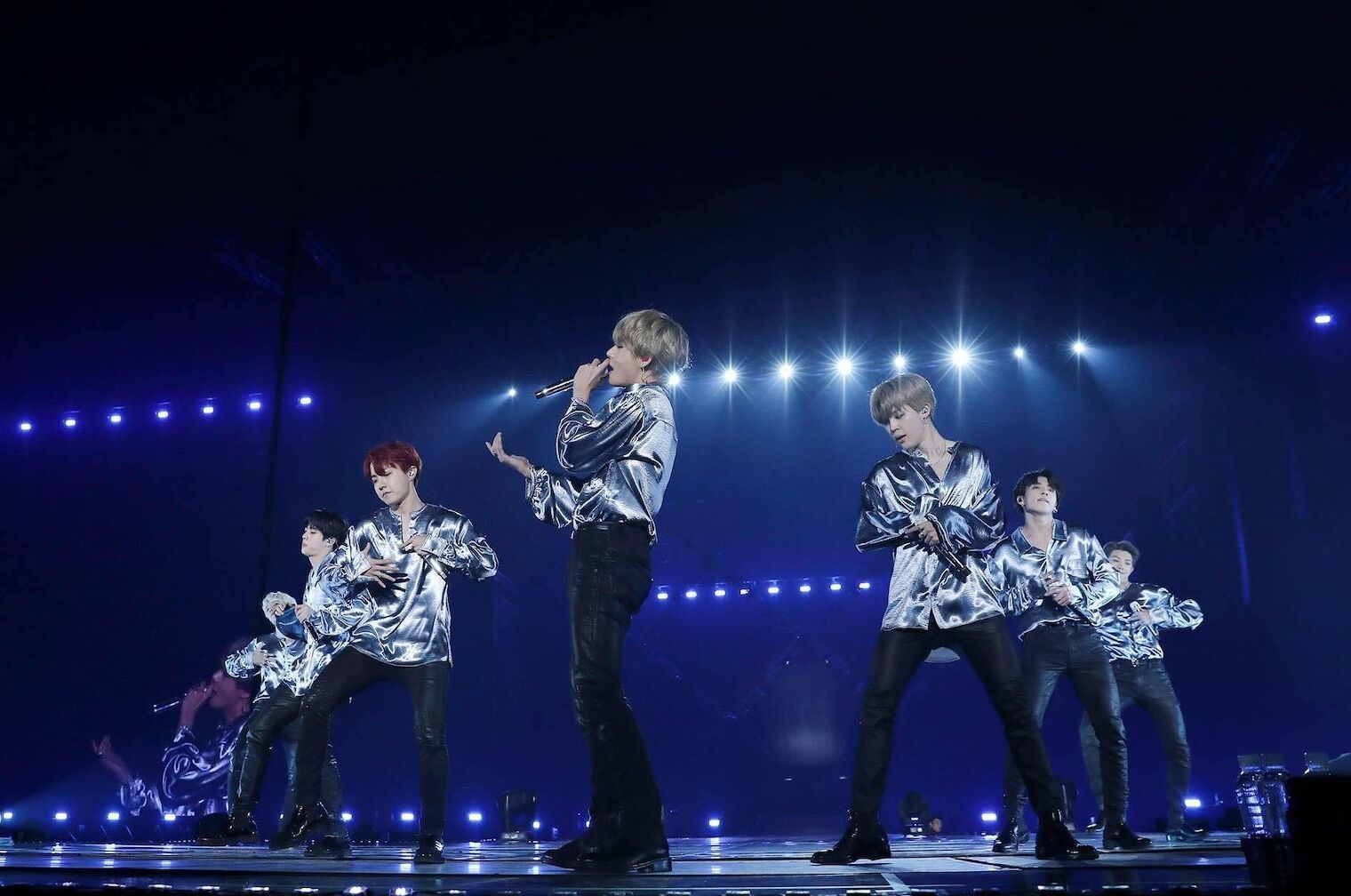 3点  BTS  /2017 BTS LIVE … 2017 BTS Live TRILOGY EPISODE III THE WINGS TOUR IN JAPAN